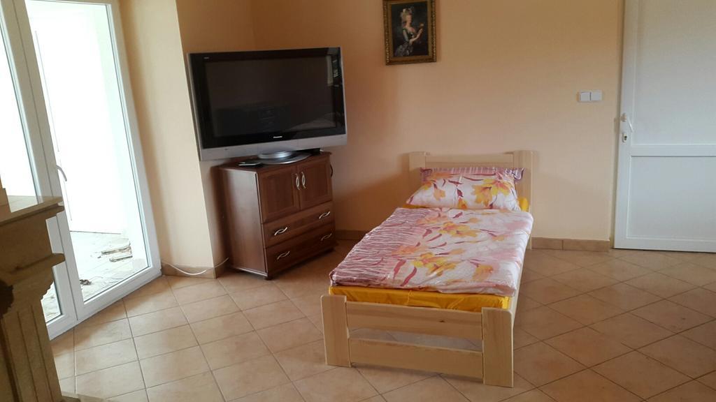 Apartmany Knezicky Exteriör bild